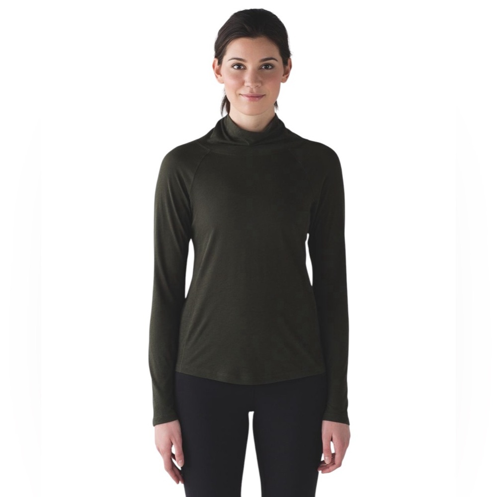 NWT - Lululemon long sleeve shirt - size 8